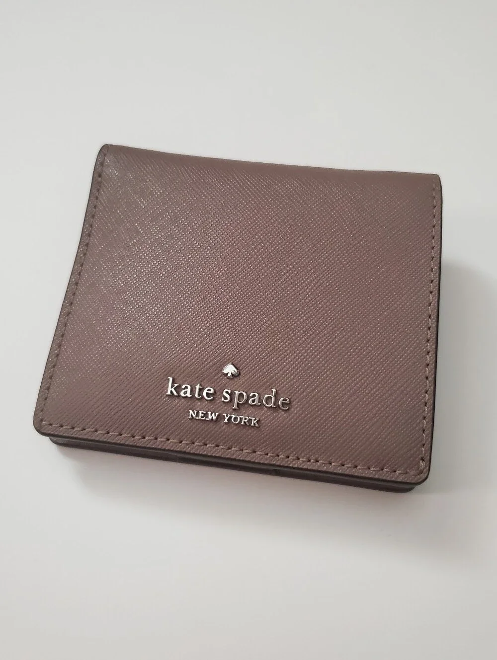 Kate Spade Mauve/taupe Bifold Compact Wallet Minimalist Preppy